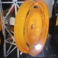 Productor de accesorios para tractores, ruedas para máquinas agrícolas, Polonia